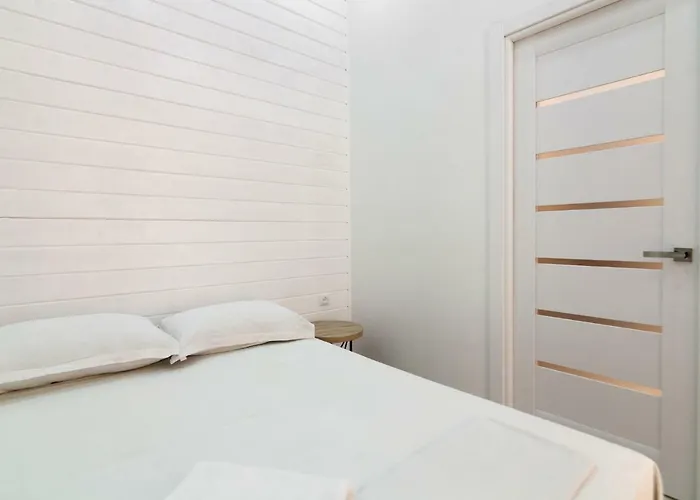 Leogrand One-bedroom On Tugan-baranovskogo 24 *