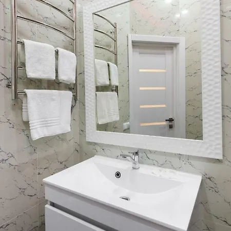 Leogrand One-bedroom On Tugan-baranovskogo 24 * Lviv