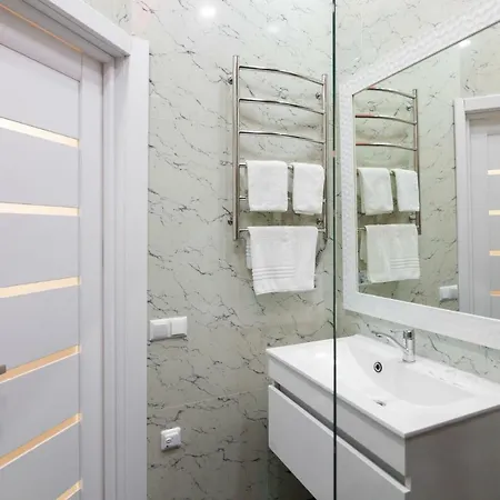 Leogrand One-bedroom On Tugan-baranovskogo 24 Львів