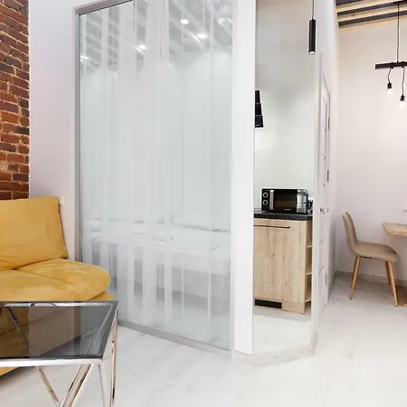 Апартаменти Leogrand One-bedroom On Tugan-baranovskogo 24 *