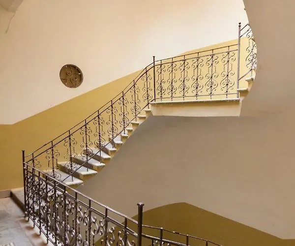 Leogrand One-bedroom On Tugan-baranovskogo 24 *