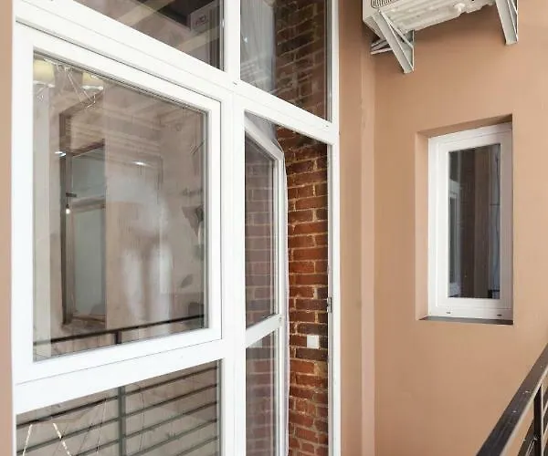 Leogrand One-bedroom On Tugan-baranovskogo 24 Daire Lviv